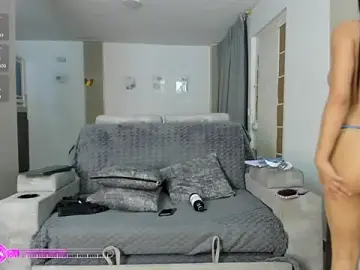 Stripchat Live Sex Cam of DulceRomance