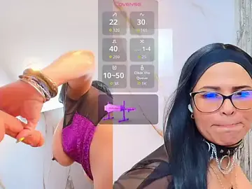 Stripchat Free Porn Cam of Isis_car0lina