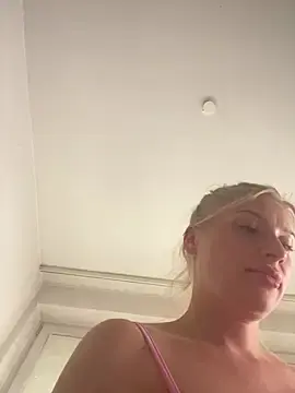 Stripchat Free Live Porn of xxBELLExx