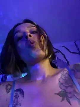 Stripchat Best Webcam of BlueStoneX