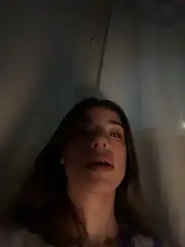 Stripchat Watch Live Sex Cams of HelliRosa