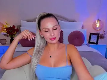 Stripchat Best live sex cam show of MissLoou
