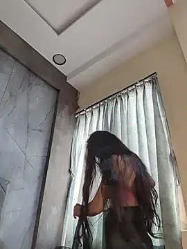 Stripchat Sex Cam of kaira_noty
