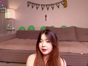 Stripchat Adult Webcam of yummy_yuna