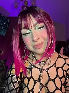 Stripchat Live Sex of Cinamoonn