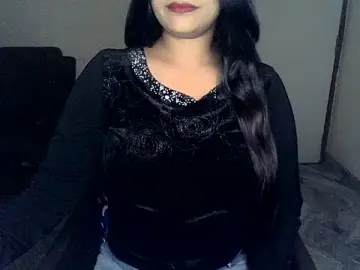 Stripchat Live Sex Cam of suhana-singh