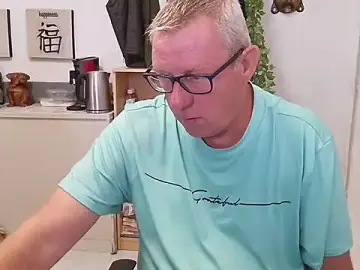 Stripchat Adult Webcam of Dutch_Daddy