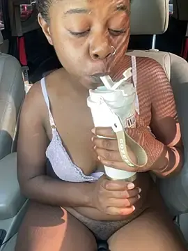 Stripchat Live Porn of Ebony_Queeen