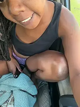 Stripchat Adult Webcams of Ebony_Queeenx