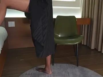 Stripchat Live Sex Cam of Vivian_cb