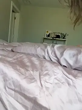 Stripchat Adult Webcam of lilbbyily