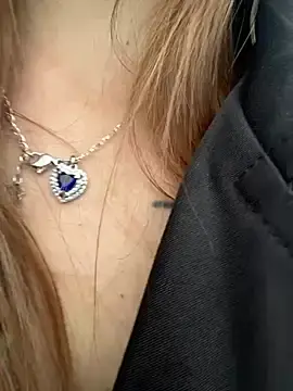 Stripchat Free Porn Cam of Olivia_Jemison
