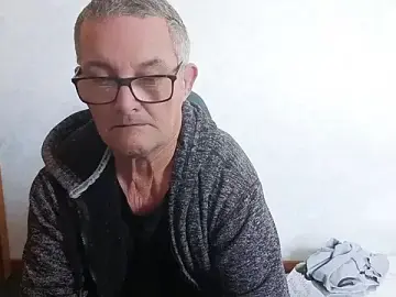 Stripchat Best live sex cam show of daddy_man