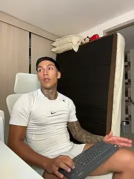 Stripchat Best Webcam of sendfer