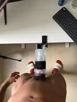 Stripchat Adult Webcam of sendfer