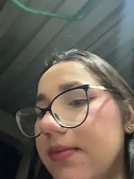 Stripchat Nude Webcam of miakhalaf_
