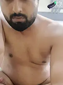 Stripchat Free Porn Cam of Muslim_Bull6969