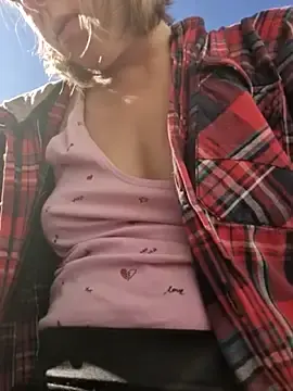 Stripchat Free Porn Cam of Public_Katrisha