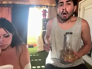 Stripchat Sex Cam of SierraxRuben26