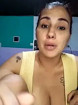 Stripchat Adult Webcam of kariciasecreta