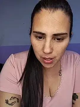 Stripchat Best Webcam of kariciasecreta