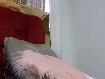 Stripchat Live Porn of mia_rousse_vc