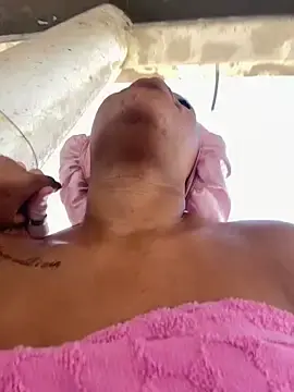 Stripchat Watch Live Sex Cams of BonnyMolhada