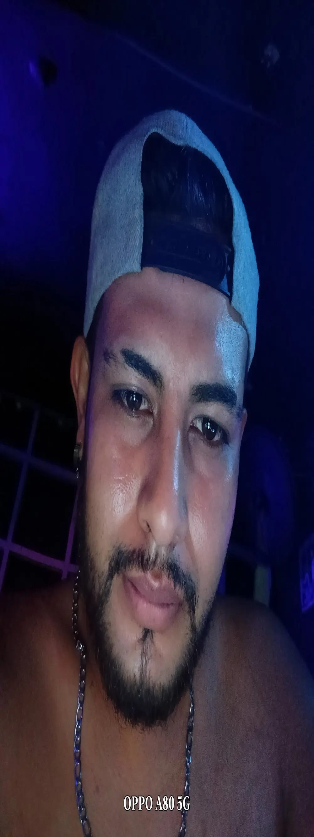 Puuuygv