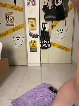 Stripchat Free Porn Cam of YunoRose_