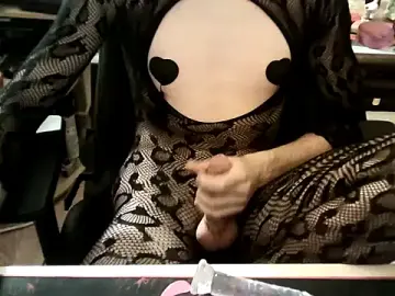Stripchat Adult Webcam of SurgicallySexy21