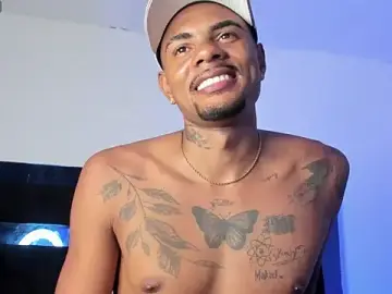 Stripchat Free Live Porn of TysonWalkers