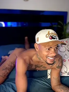 Stripchat Live Porn of TysonWalkers
