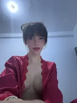 Stripchat Sex Cam of Carlita_cute