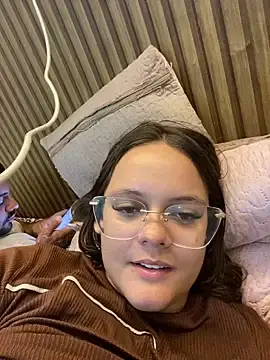 Stripchat Sex Chat of Laryssinha_69