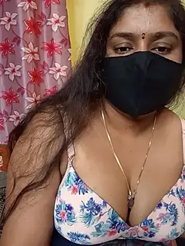 Stripchat Sex Chat of LouleyRani_