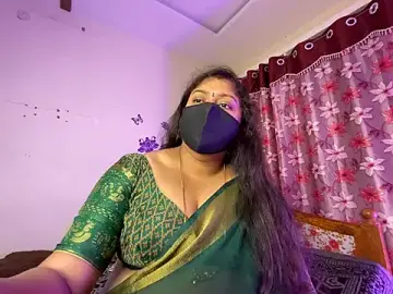 Stripchat Live Porn of LouleyRanii_Telugu