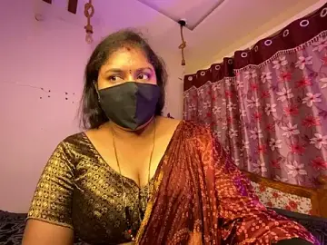 Stripchat Live Sex Cam of LouleyRanii_Telugu