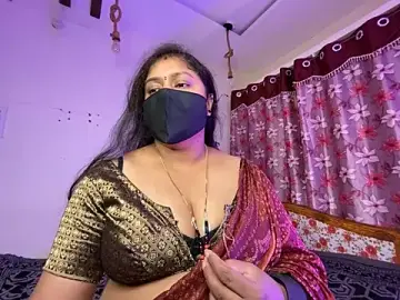 Stripchat Free Porn Cam of LouleyRanii_Telugu