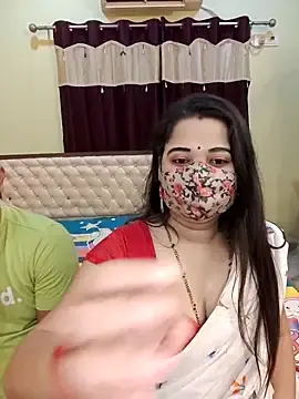 Stripchat Live Sex Cam of MONAJI_HOT