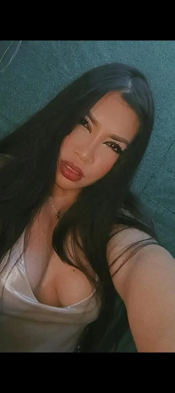 Sophia_Brunett