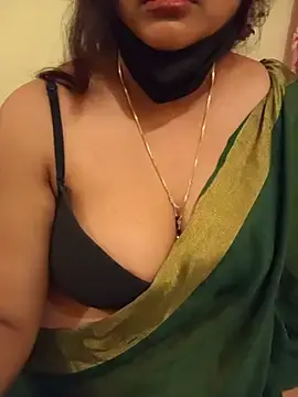 Stripchat Adult Webcam of UR_Chocogirl