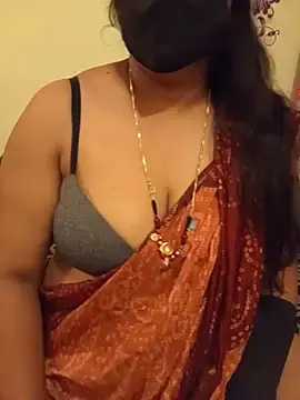 Stripchat Live Sex Cam of UR_Chocogirl