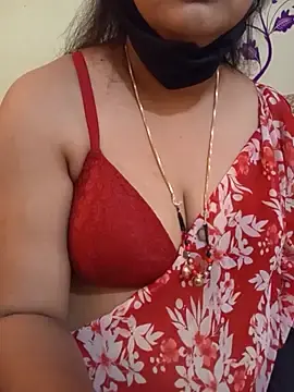 Stripchat Adult Webcam of UR_Chocogirl