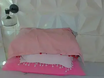 Stripchat Live Porn of cute_latinaxxx