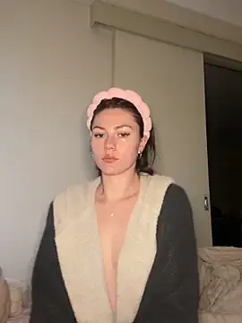 Stripchat Free Porn Cam of daisycollins