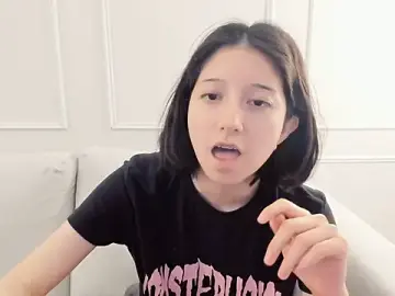Stripchat Nude Webcam of cherrycute
