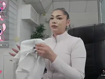 Stripchat Free Porn Cam of Ella_sweety