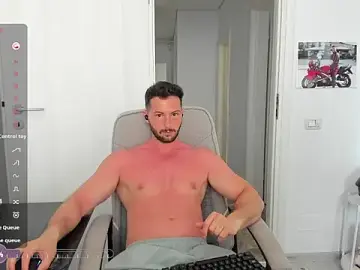Stripchat Adult Webcam of ZackFraser