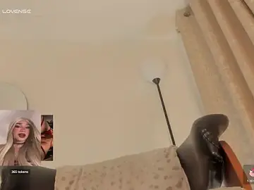 Stripchat Live Sex Cam of isabelsexysmile_