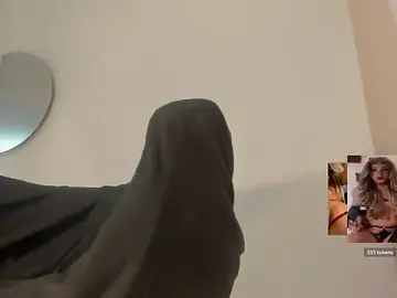 Stripchat Nude Webcam of isabelsexysmile_